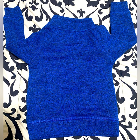 Blue long sleeve sweater boys size 4 - Picture 2 of 4